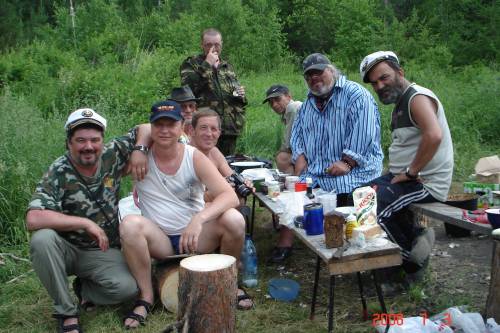 � ������